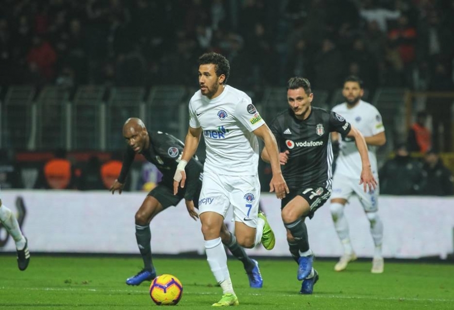 Türkiyə Superliqası: “Beşiktaş” və “Başakşəhər” komandaları səfər oyunlarında vacib xallar itiriblər