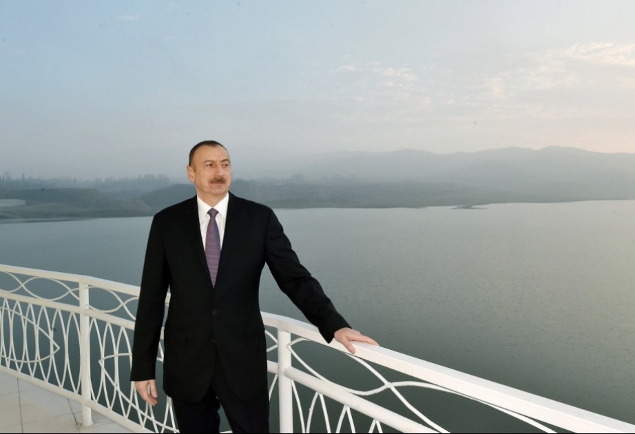 İlham Əliyev. Azərbaycanı inamla irəli aparan Prezident