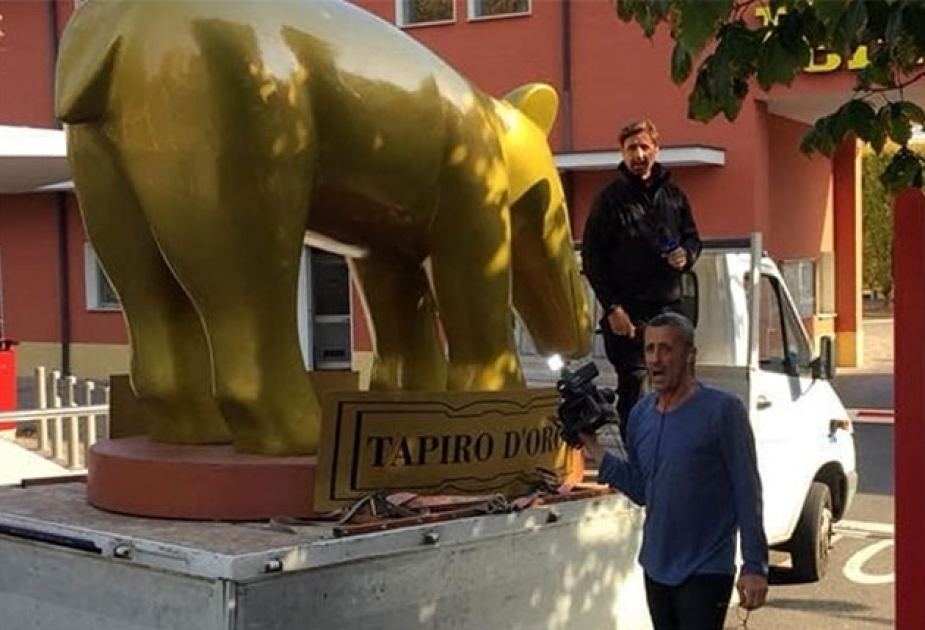 “Ferrari” iki il ard-arda “Qızıl Tapir” antimükafatının laureatı olub