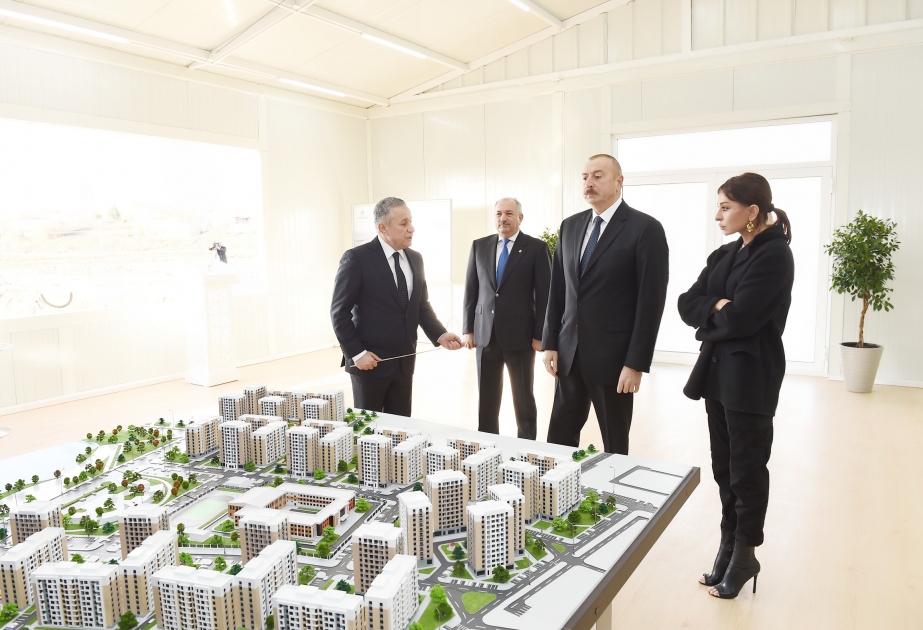 Mənzil İnşaatı Dövlət Agentliyinin Yasamal yaşayış kompleksinin açılışı olubPrezident İlham Əliyev və birinci xanım Mehriban Əliyeva açılışda iştirak ediblər YENİLƏNİB VİDEO