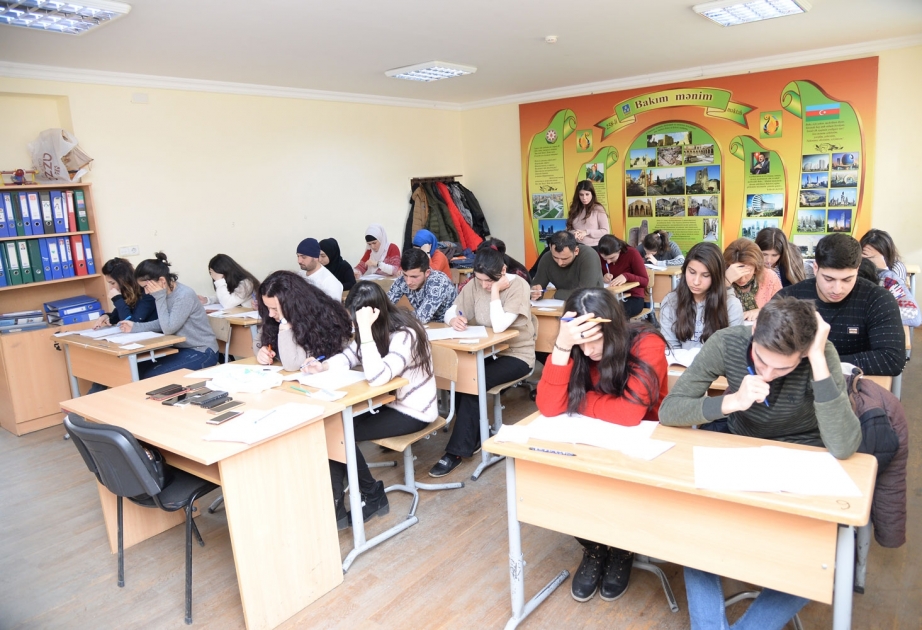 Eksternat imtahanları başa çatıb