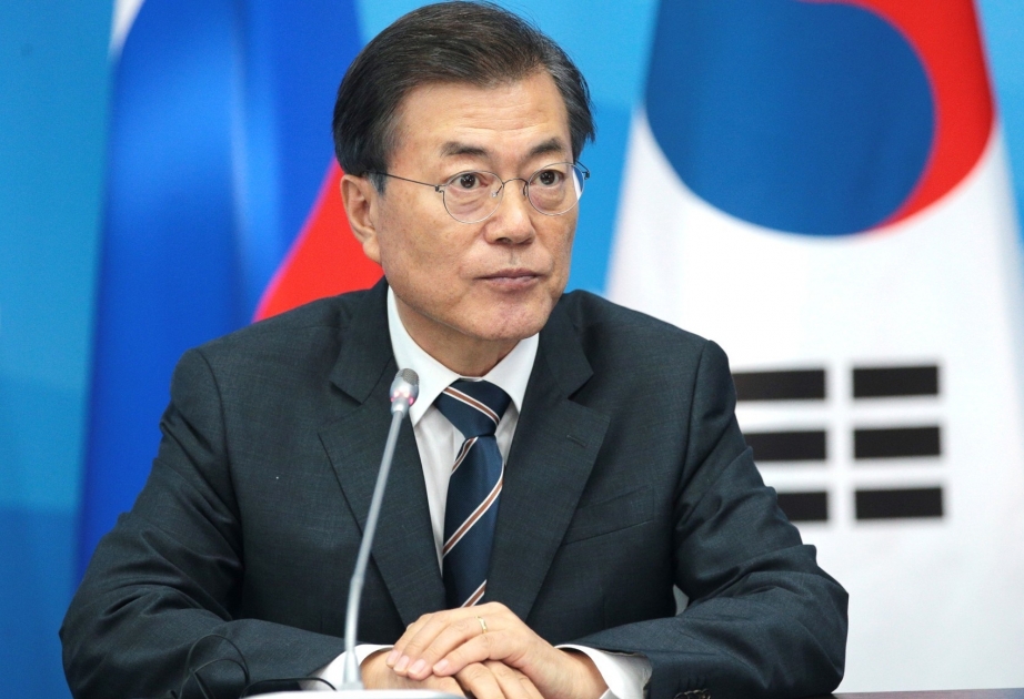 Sorğu: Cənubi Koreya liderinin reytinqi tarixi minimuma enib