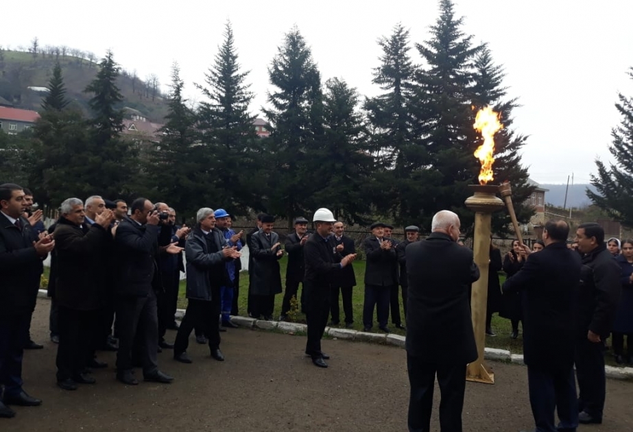 Astaranın Rinə kəndinə təbii qaz verilib