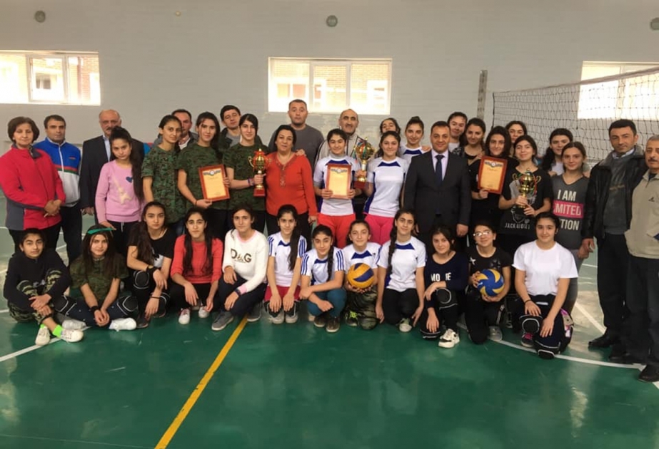 Şəkidə voleybol üzrə rayon birinciliyində 11 komanda mübarizə aparıb