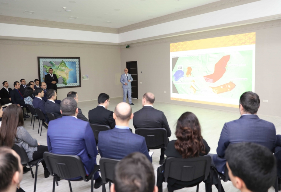 Bu il 45 490 unsiya qızıl və 77 340 unsiya gümüş hasil edilib