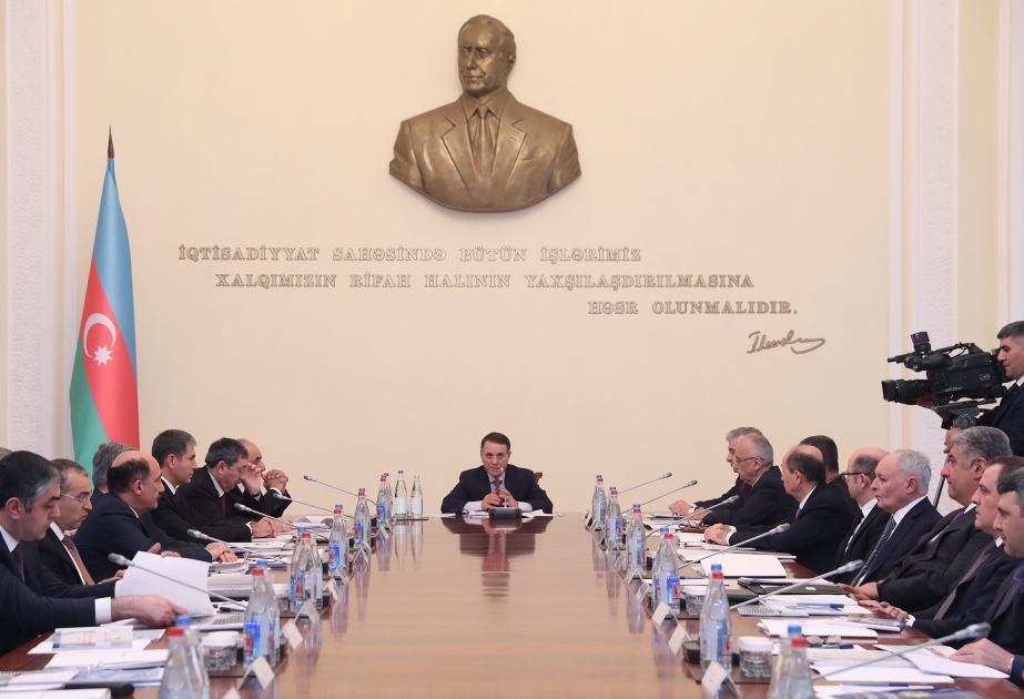 Baş nazir Novruz Məmmədovun sədrliyi ilə Nazirlər Kabinetinin iclası keçirilib