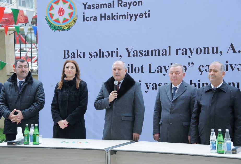Yasamal rayonu üzrə “Pilot layihə” çərçivəsində tikilən üçüncü yaşayış binası sakinlərin istifadəsinə verilib