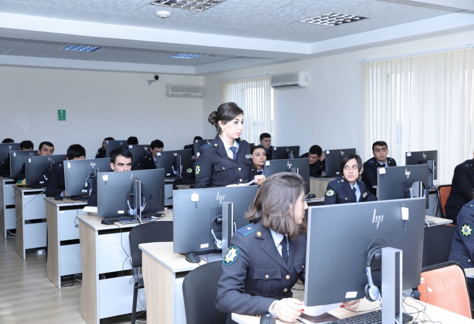 Gömrük Akademiyasında yeni qəbul olunmuş əməkdaşlar üçün xidmətə hazırlıq təlimləri başa çatıb