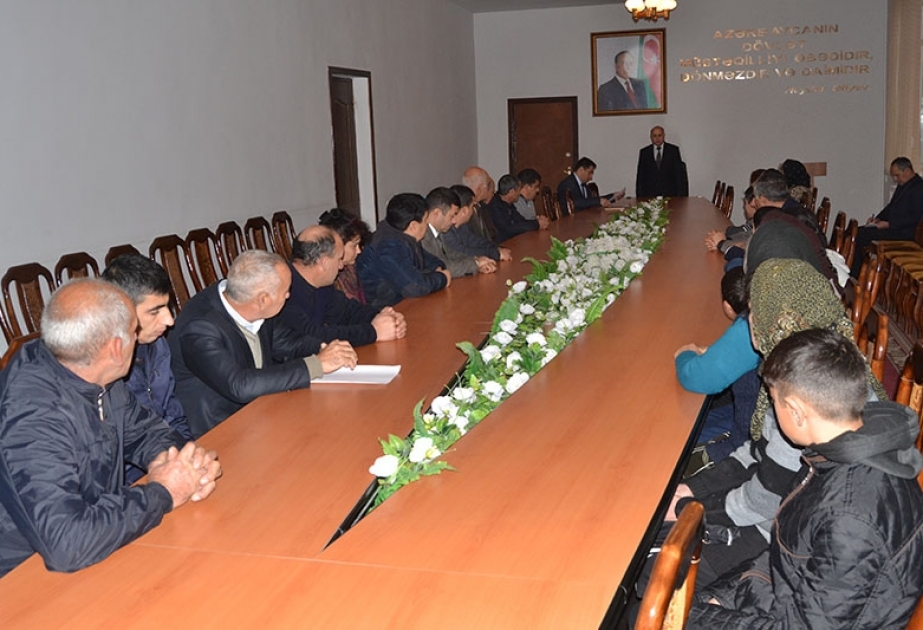 Zərdabda valideyn himayəsindən məhrum olan uşaqlara və aztəminatlı ailələrə bayram hədiyyələri verilib