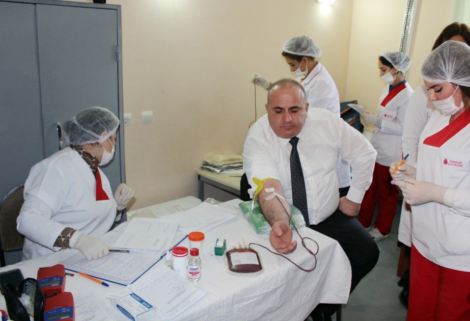 Laçınlı məcburi köçkünlər talassemiyalı və hemofiliyalı xəstələrə dəstək olublar