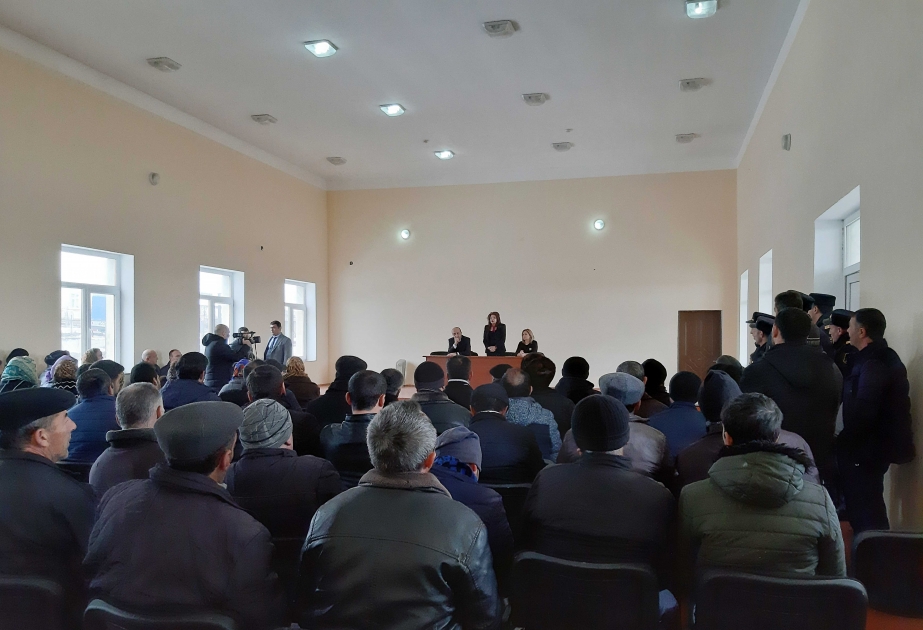Çələbixan məcburi köçkün qəsəbəsinin sakinlərinə bayram sovqatları paylanılıb VİDEO