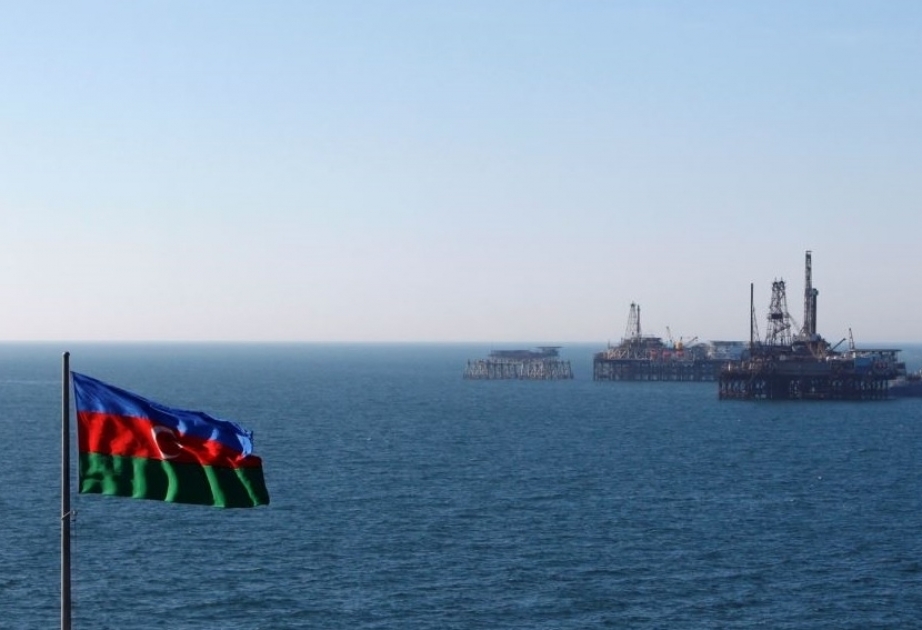 Le baril de pétrole azerbaïdjanais se vend pour 53,66 dollars
