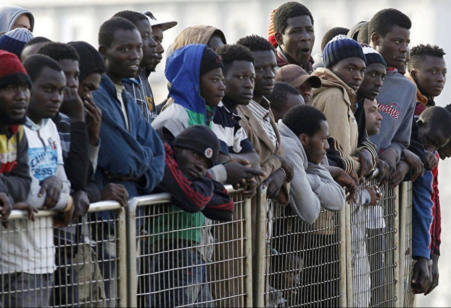 Испания будет выплачивать по 400 евро мигрантам, которые вернутся в Мали