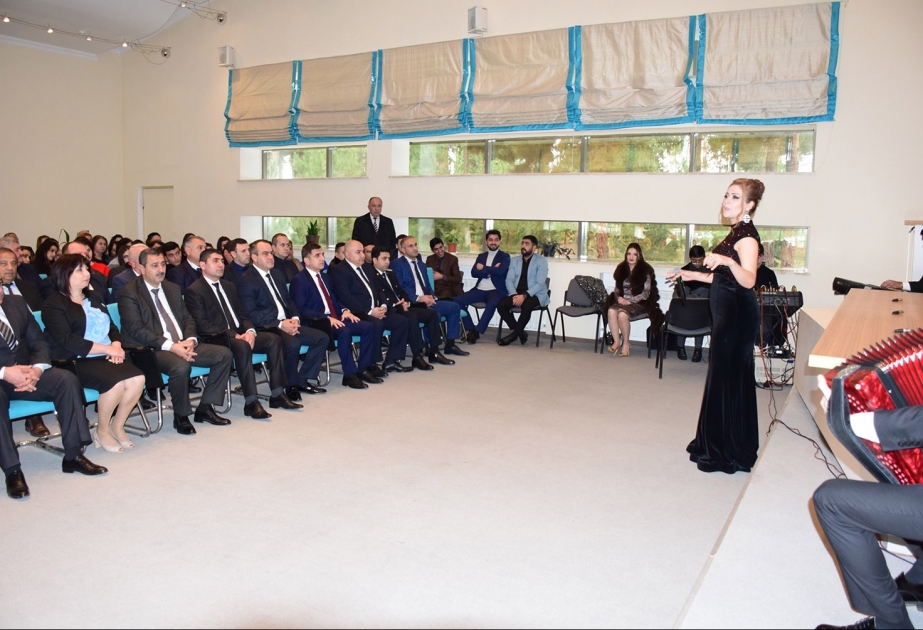 Naftalanda keçirilən bayram tədbirində xarici turistlər də iştirak ediblər