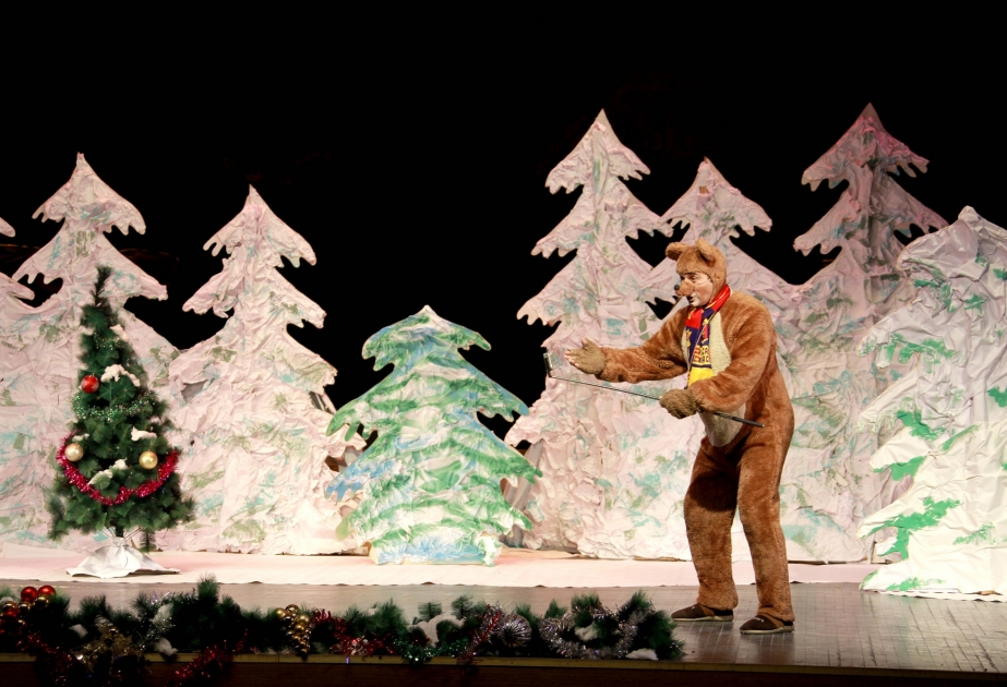 Şəki Dövlət Dram Teatrı qış tətili günlərində uşaqları yeni tamaşa ilə sevindirir