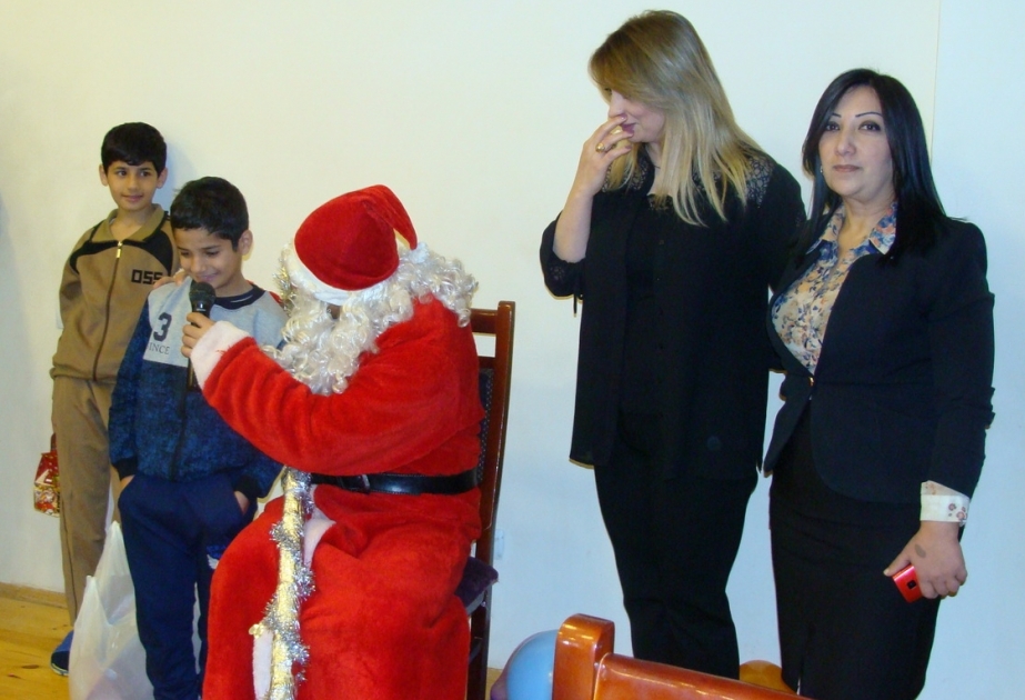 Lənkəranda valideyn himayəsindən məhrum olmuş uşaqlar üçün Yeni il şənliyi keçirilib