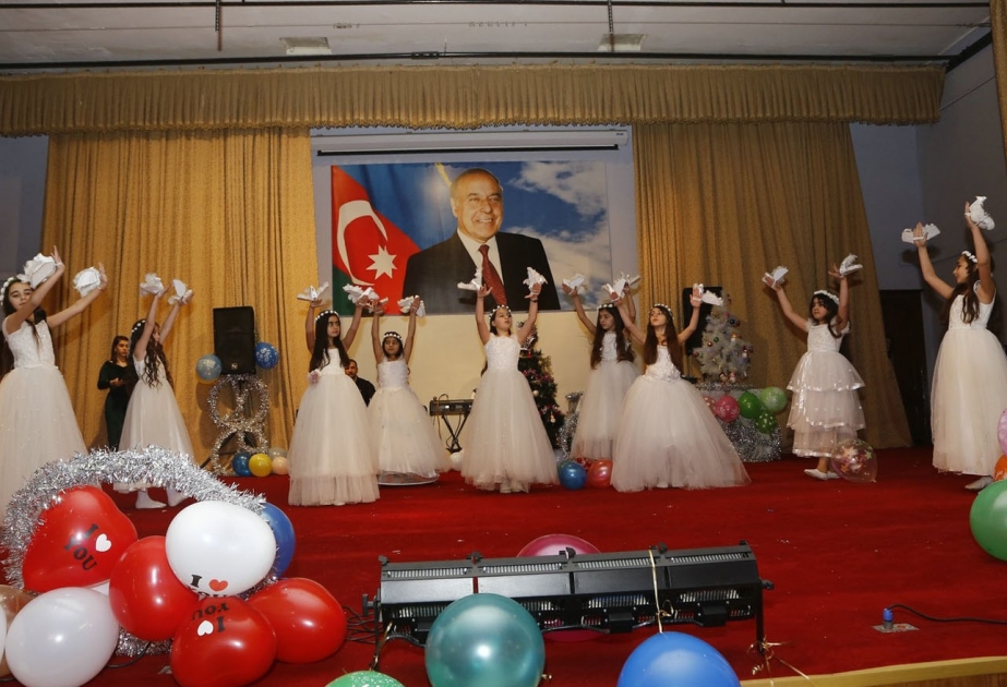 “Qış nağılı” adlı Yeni il şənliyi ağcabədili uşaqlara sevincli anlar bəxş edib