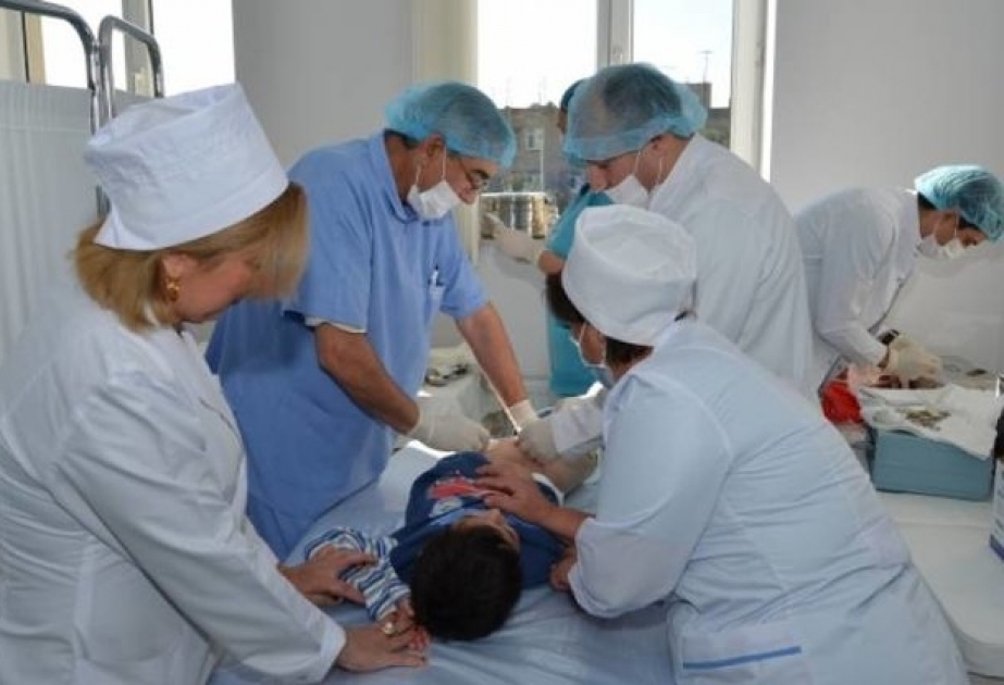 Gürcüstanda pirotexniki vasitələrlə ehtiyatsız davranan bir neçə uşaq əl barmaqlarını itirib