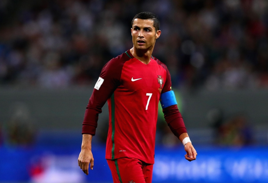 Ronaldo millidə çıxış etmək barədə qərar verib