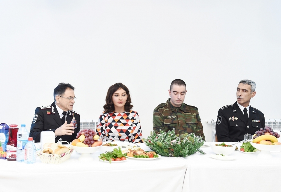 国家安全局军事部门举行世界阿塞拜疆人团结日和新年庆祝活动