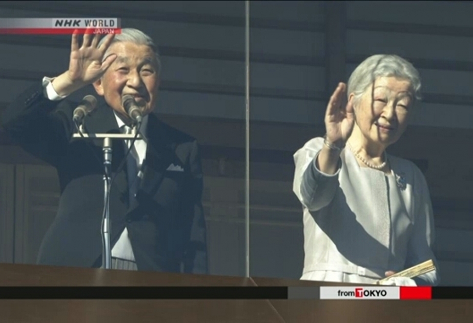 İmperator Akihitonun taxtda son Yeni ilini təbrik etmək üçün rekord sayda insan toplaşıb