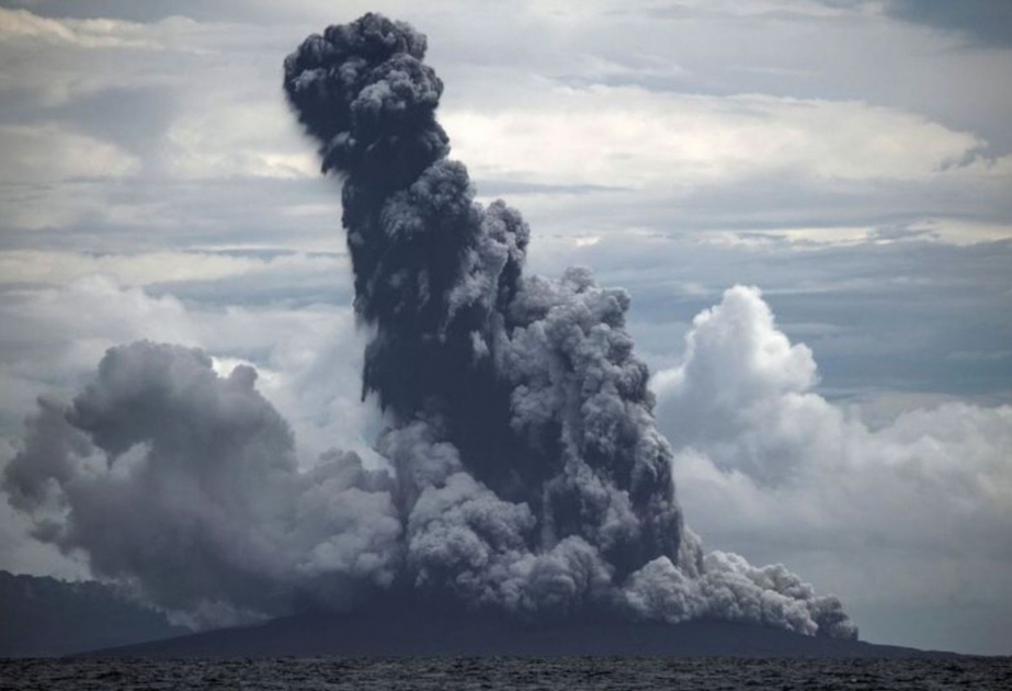 İndoneziyada Anak-Krakatau vulkanı yenidən püskürüb