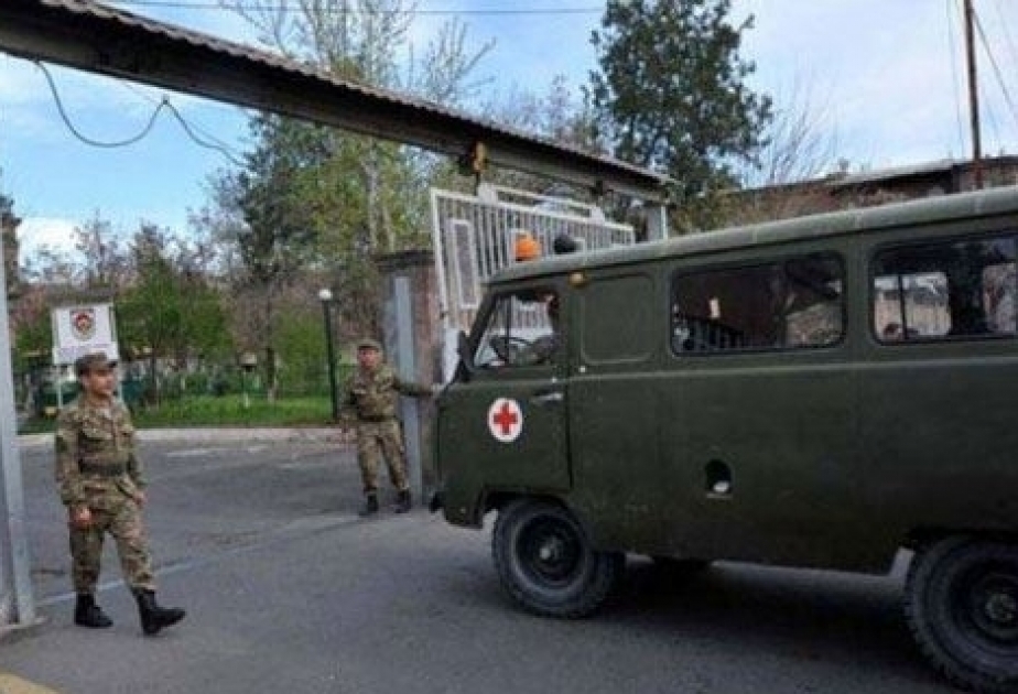 Zwei armenische Soldaten bei Verkehrsunfall verletzt