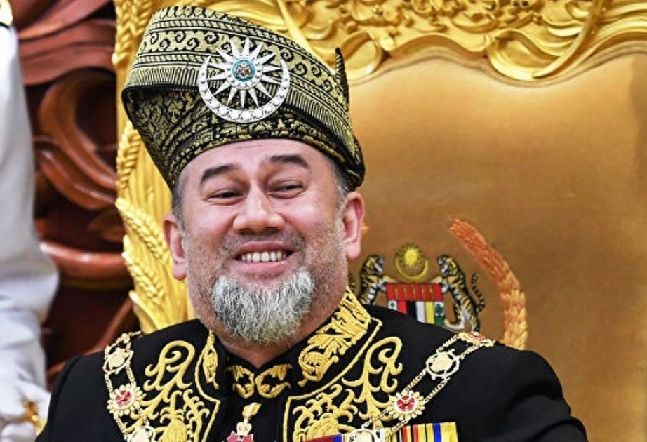 Malayziya Kralı V Məhəmməd taxt-tacdan imtina edib