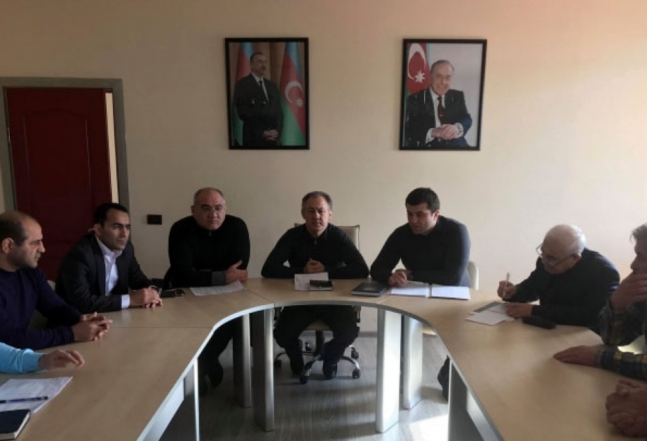 Güləş üzrə yığma komandaların məşqçilərinin iştirakı ilə iclas keçirilib
