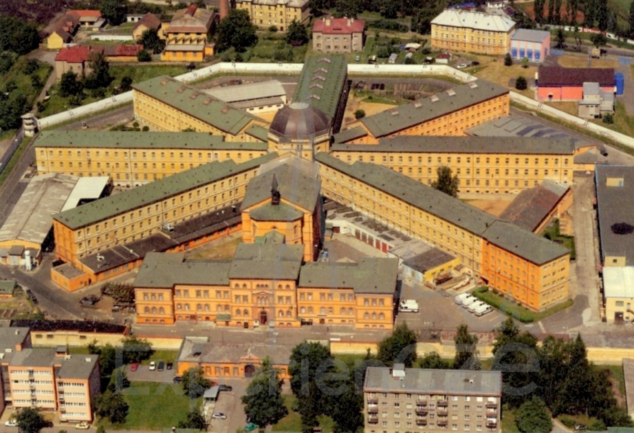 Чешские тюрьмы вновь переполнены