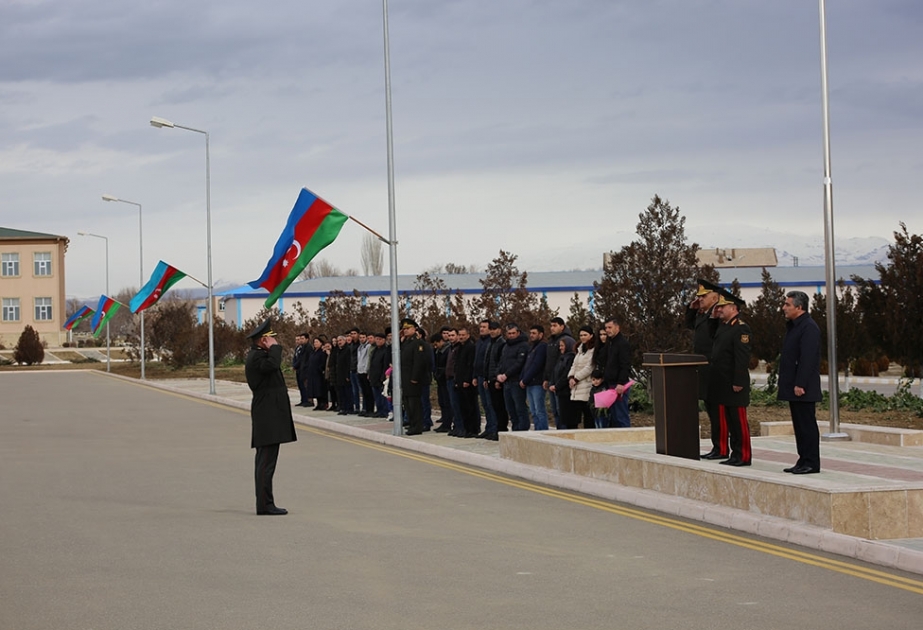 Zabit hazırlığı kursunu bitirən məzunlara sertifikatlar təqdim edilib
