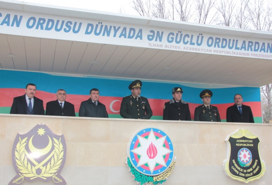 Gənclər həqiqi hərbi xidmətə böyük ruh yüksəkliyi ilə yola düşürlər