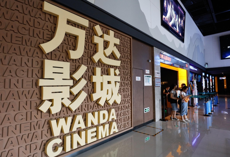 Çin kinoteatrlarında kassa yığımı rekord həddə çatıb