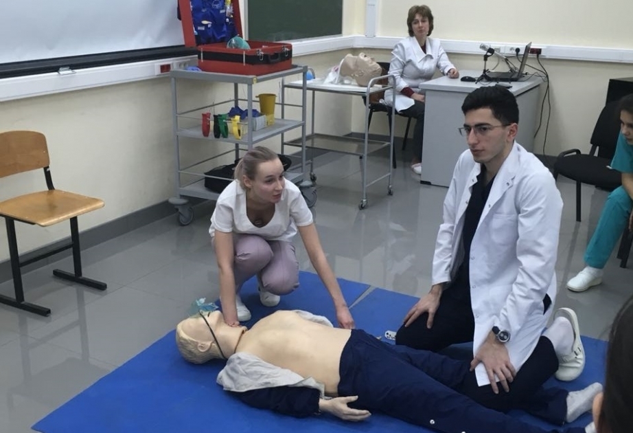 Moskvada Seçenov Universitetinin Bakı filialının tələbələrinin klinik rotasiyası keçirilib