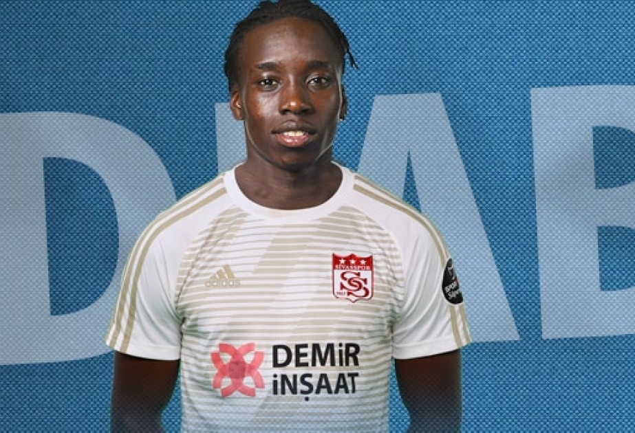 “Sivasspor” komandası “Lester Siti”nin hücumçusunu transfer edib