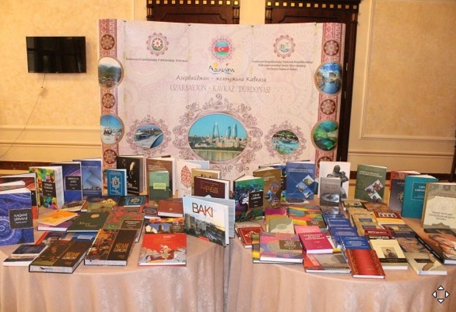 Azərbaycandan Özbəkistana göndərilən zəngin kitab kolleksiyasının sərgisi açılıb