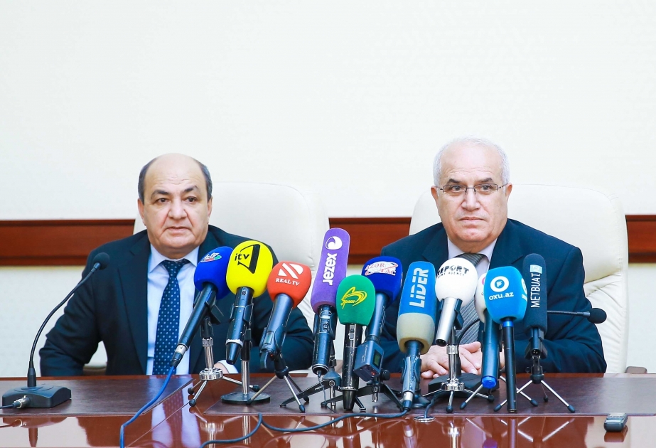 كبير أطباء الأوبئة: لا مرض أنفلونزا الخنازير في أذربيجان  ولا يوجد لقاح ضد أنفلونزا الخنازير