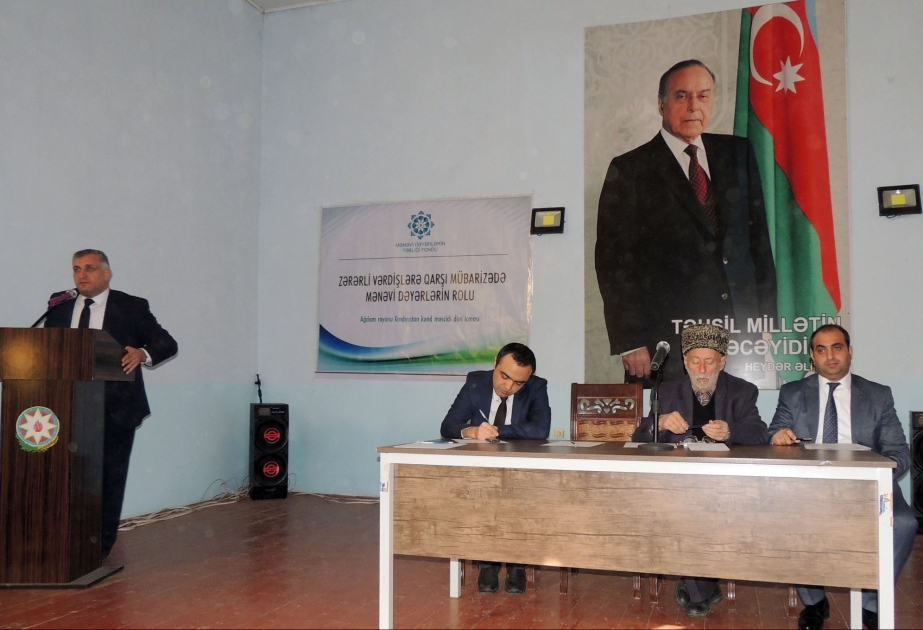 Ağdamda zərərli vərdişlərlə mübarizədə mənəvi dəyərlərin rolu müzakirə olunub