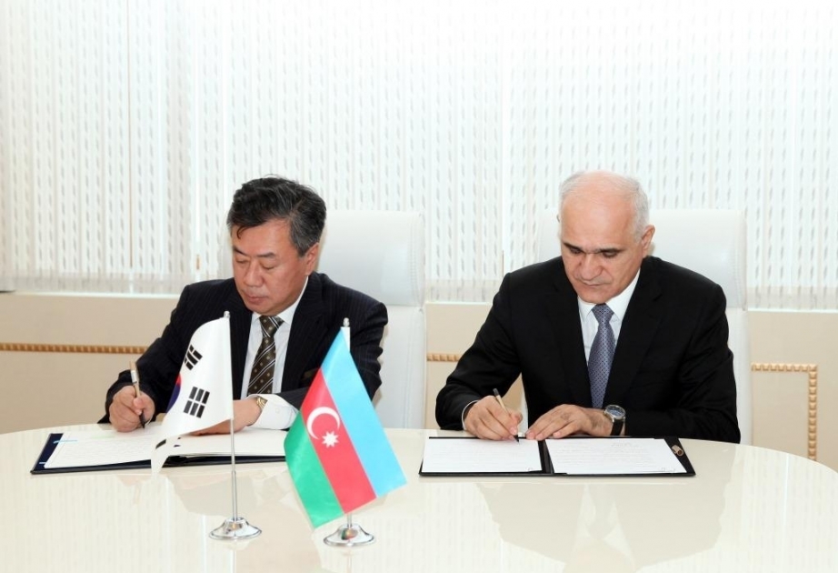 阿塞拜疆与韩国签署无偿援助框架协定