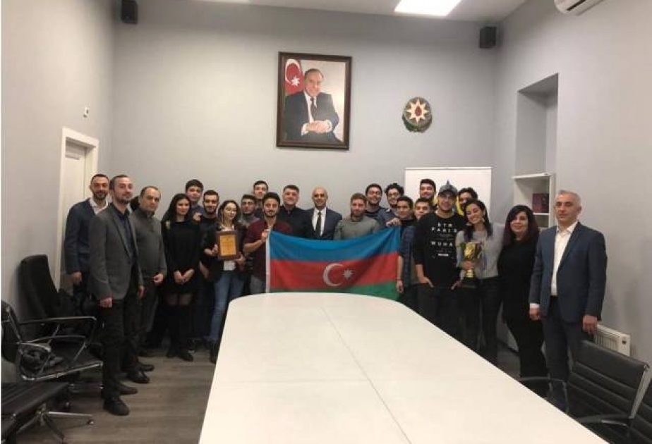 Şən Hazırcavablar Klubunun qalib komandaları ilə görüş