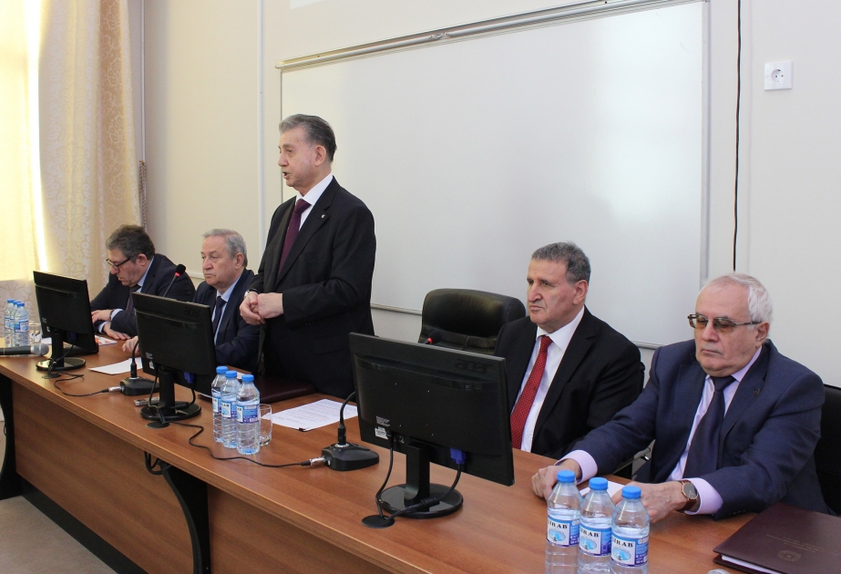 AMEA-nın Fizika-Riyaziyyat və Texnika Elmləri Bölməsi hesabat verib YENİLƏNİB
