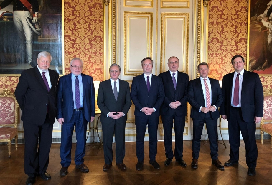 XİN Azərbaycan və Ermənistan xarici işlər nazirlərinin Paris görüşünə dair açıqlama yayıb