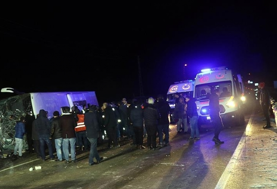 Bus accident in northern Turkey kills 2, injures 35