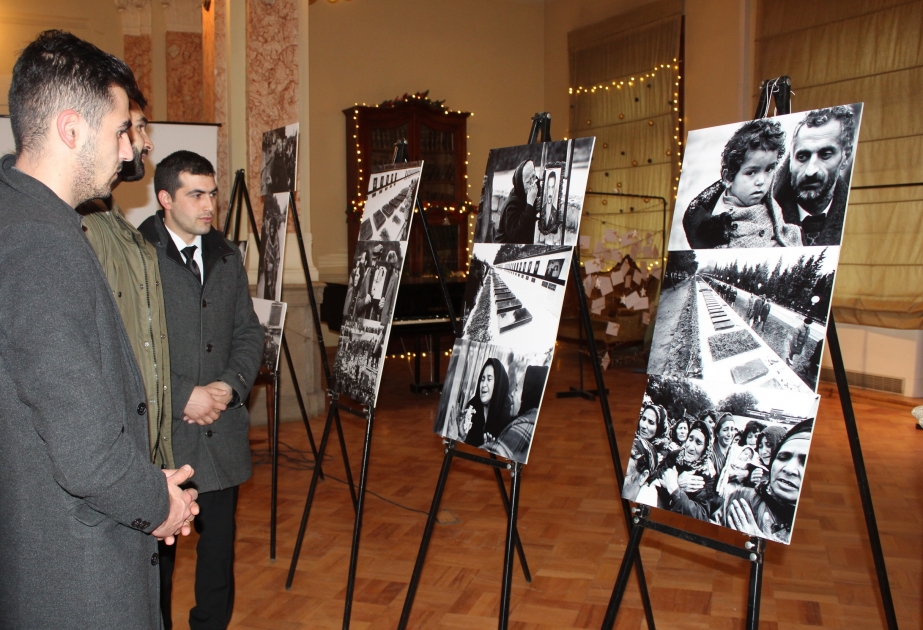 Tbilisidə azərbaycanlı fotoqrafın “20 Yanvar fotolarda” adlı sərgisi açılıb