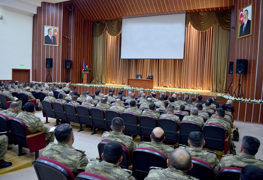Şəxsi heyətlə iş üzrə zabitlərin və psixoloqların təlim-metodiki toplanışı keçirilib