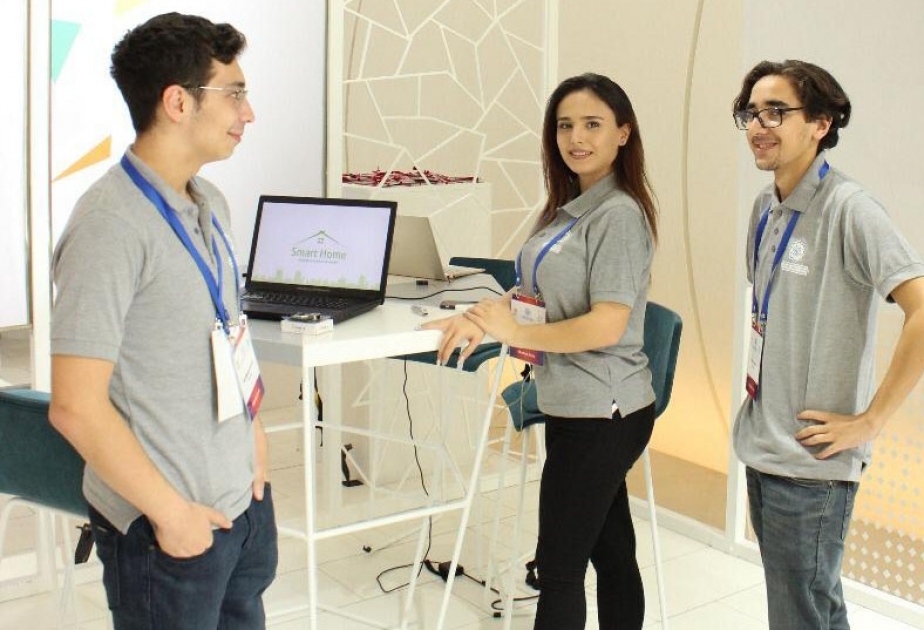 Azərbaycanda ilk dəfə: gənc startapçı “Xilaskar bilərzik” ixtirası üzərində işləyir