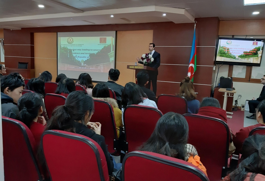 Hanoy Universitetində 20 Yanvar faciəsinin ildönümü ilə əlaqədar tədbir keçirilib