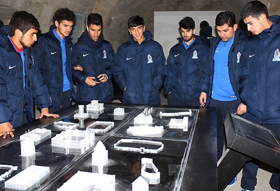 Millimizin üzvləri “Şirvanşahlar irsi dünya muzeylərində” sərgisi ilə tanış olublar