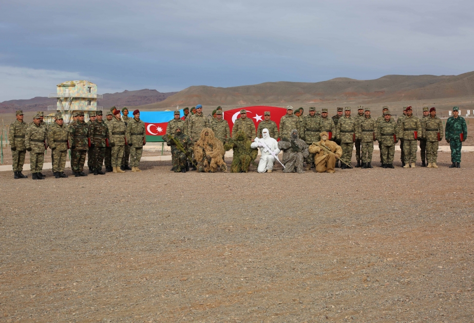 Snayper hazırlığı kursu başa çatıb