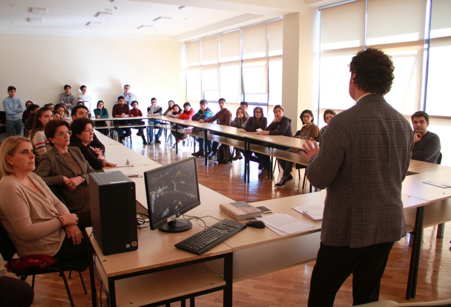 Buxarest Universitetinin professoru AzMİU-da tələbələr üçün ustad dərsi keçib